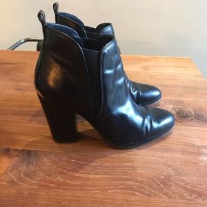 Michael Kors black leather booties 80mm heel